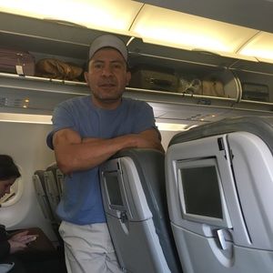 Meet your Posher, Reyes